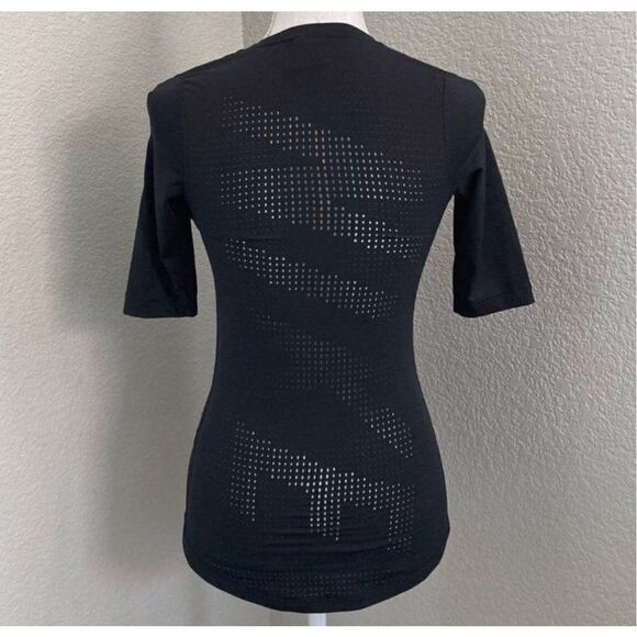 Nike HyperCool Black Lightweight Training Short Sleeve Athletic Top Size XS - Picture 3 of 8